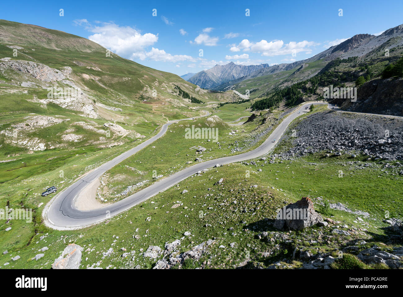 Kurvenreiche Straßen der Col de la Bonette, Saint-Étienne-de-Tinée, Frankreich Stockfoto