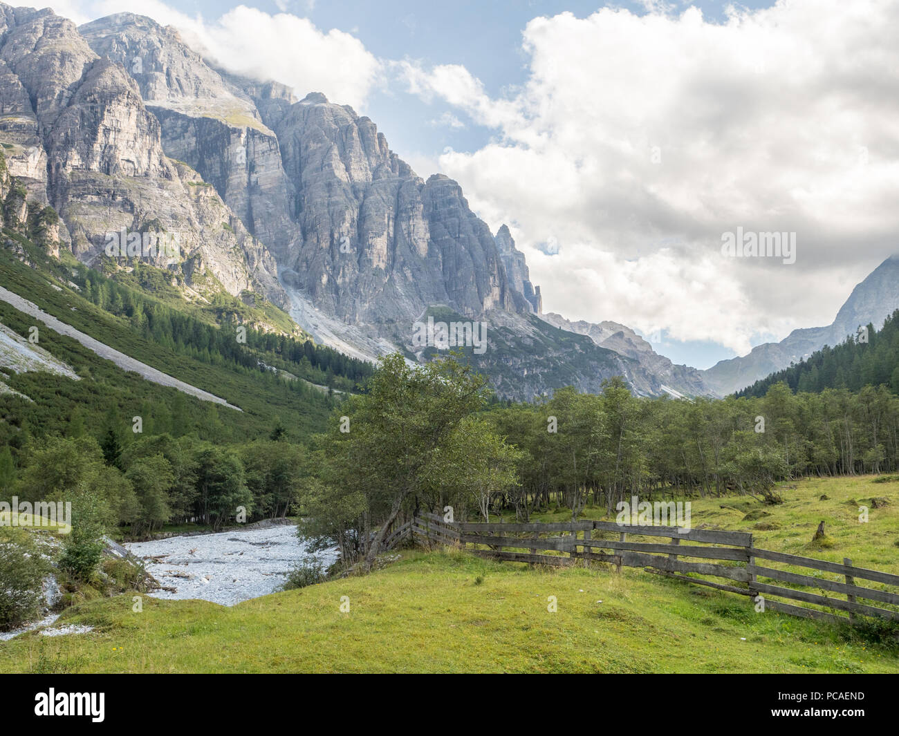 Berg Szene in den Alpen des Pinnistal, Stubai, Tirol, Österreich, Europa Stockfoto