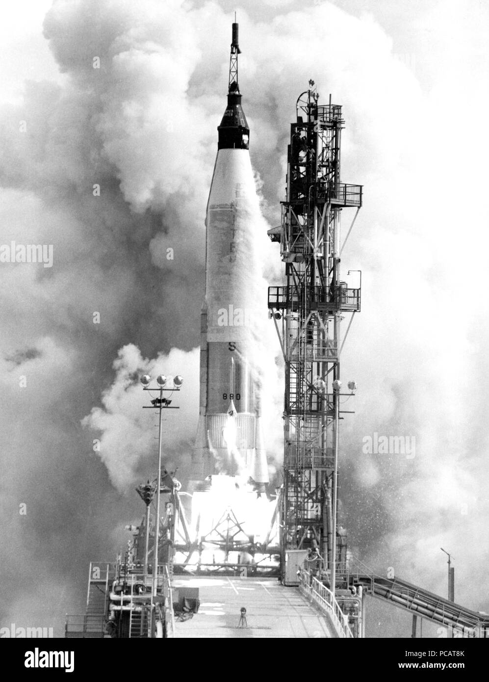 Blick auf die Einführung von Mercury-Atlas 4 (MA-4) Raumfahrzeug von Cape Canaveral, Florida. September 13, 1961 Stockfoto