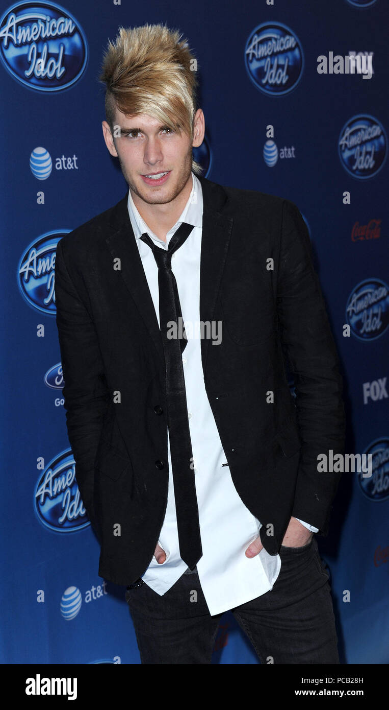 Colton Dixon Ankunft auf dem American Idol Premiere an der Royce Hall in Los Angeles. Colton Dixon 1 - - - - - - - - - - - - - Red Carpet Event, Vertikal, USA, Filmindustrie, Prominente, Fotografie, Bestof, Kunst, Kultur und Unterhaltung, Topix Prominente Fashion/Vertikal, Besten, Event in Hollywood Leben - Kalifornien, Roter Teppich und backstage, USA, Film, Stars, Film Stars, TV Stars, Musik, Promis, Fotografie, Bestof, Kunst, Kultur und Unterhaltung, Topix, drei Viertel, vertikal, eine Person aus dem Jahr 2013, Anfrage tsuni@Gamma-USA.com Stockfoto