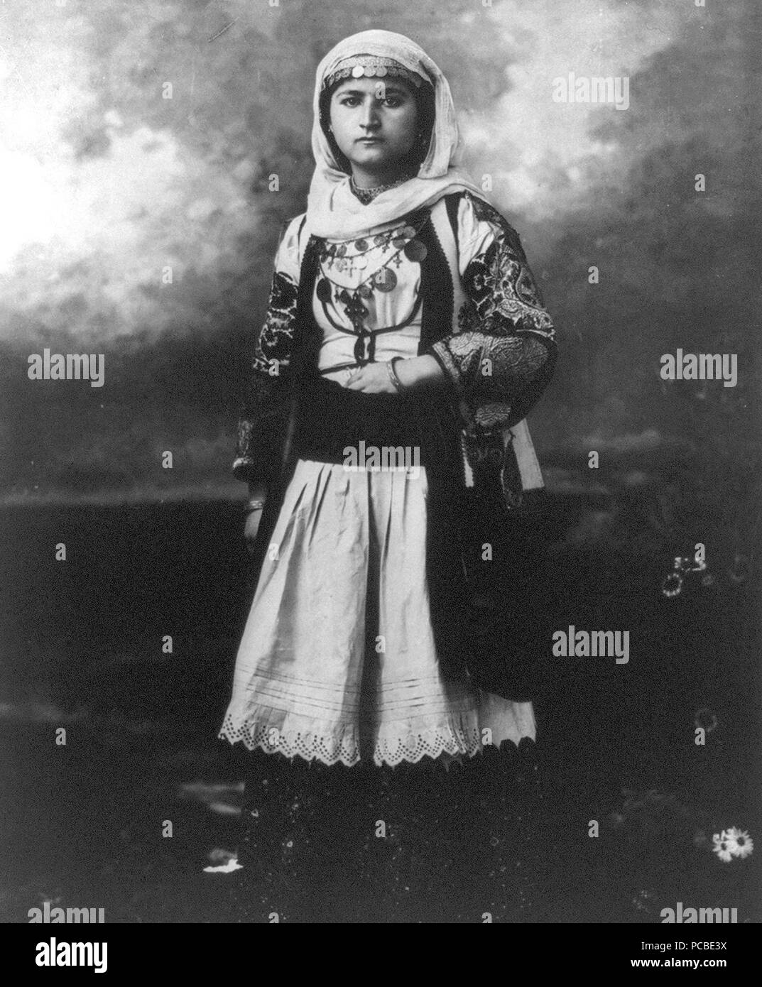 Frau in der alten griechischen Kostüm, 1920 Stockfotografie - Alamy