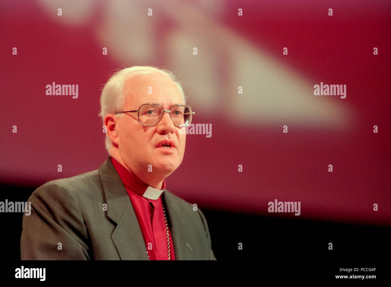 Der Erzbischof von Canterbury, Dr. George Carey, Adressierung der TUC-Konferenz in Brighton im Jahr 1997: Stockfoto