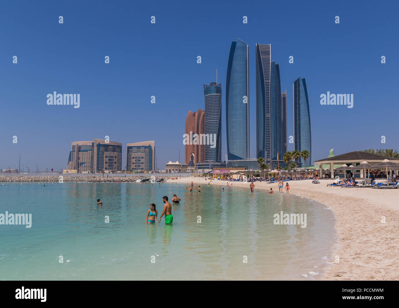 Corniche Beach Abu Dhabi Stockfotos Und Bilder Kaufen Alamy