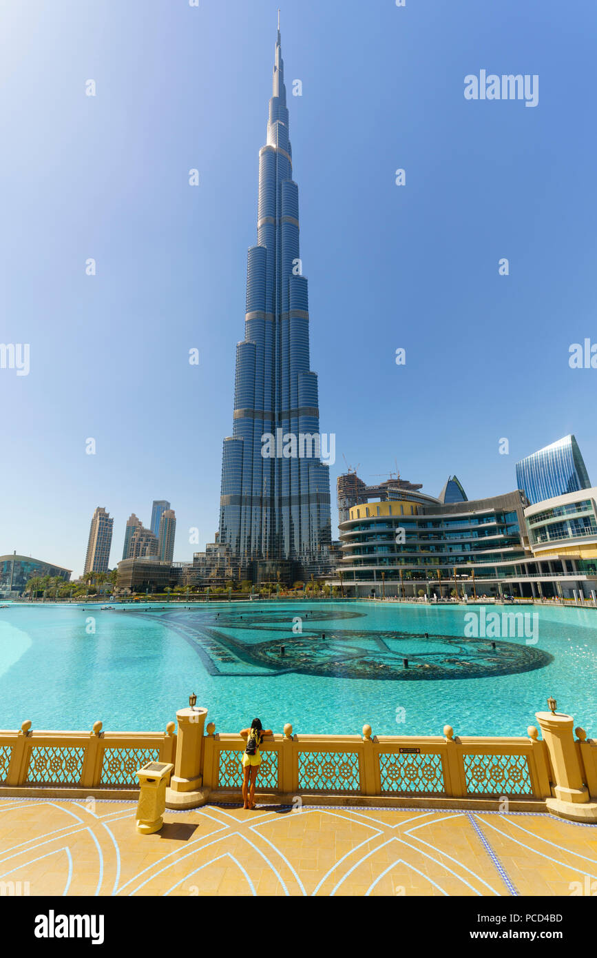 Burj Khalifa und Dubai Mall, Innenstadt, Dubai, Vereinigte Arabische Emirate, Naher Osten Stockfoto