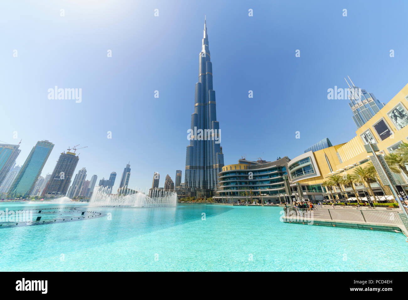 Burj Khalifa und Dubai Mall, Innenstadt, Dubai, Vereinigte Arabische Emirate, Naher Osten Stockfoto