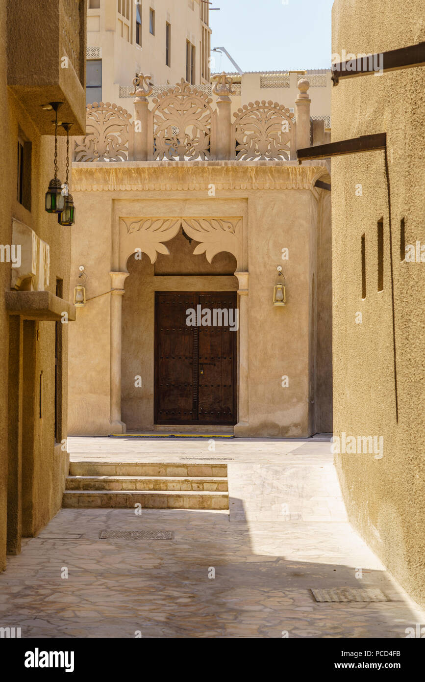 Restaurierte traditionelle Häuser in Al Fahidi historisches Viertel, Bur Dubai, Dubai, Vereinigte Arabische Emirate, Naher Osten Stockfoto