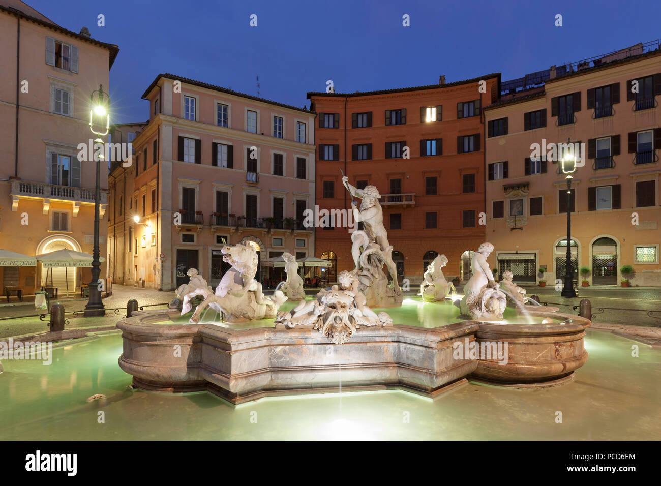 Neptun Brunnen (Fontana del Nettuno), Piazza Navona, Rom, Latium, Italien, Europa Stockfoto