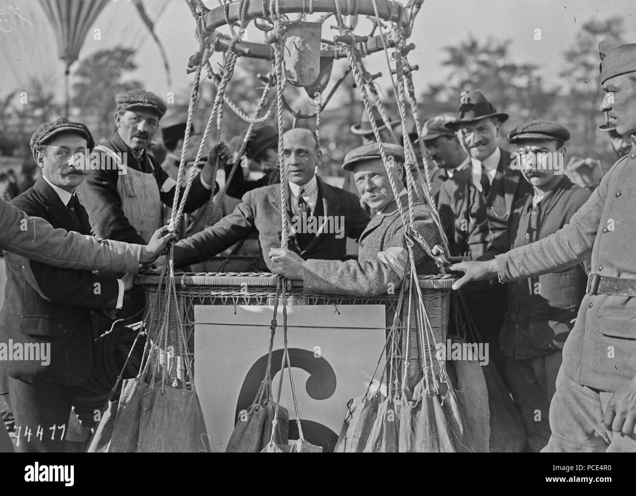 12 1922 Jules Dubois ex Cycliste aéronaute Stockfoto