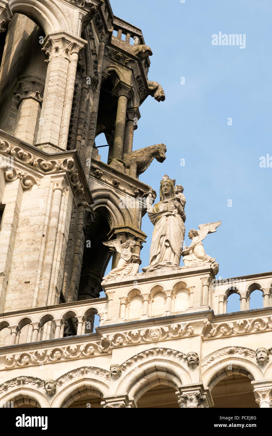 Detailansicht Der steinmetzarbeiten an der Kathedrale von Laon, Cathédrale bestiaire, Frankreich, Europa Stockfoto