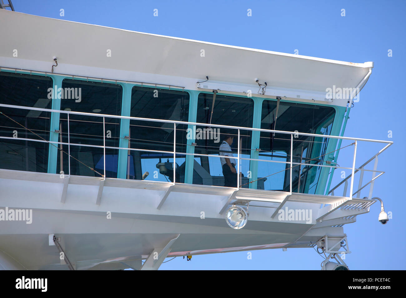 Modernes Kreuzfahrtschiff von Royal Caribbean Unabhängigkeit der Meere im Sommer Stockfoto