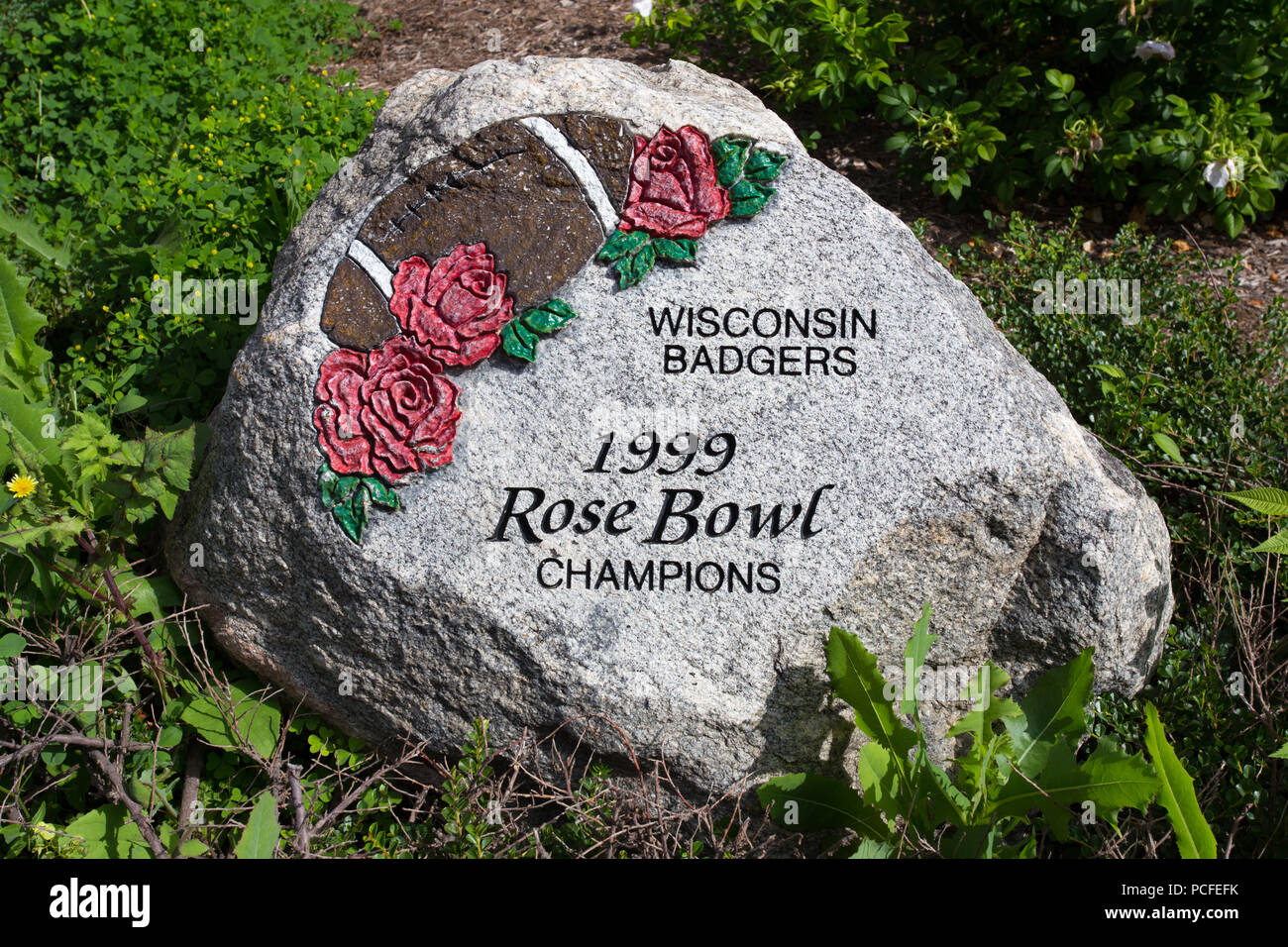 MADISON, WI/USA - 26. JUNI 2014: Bemalte rock im Camp Randall Feststellung von Wisconsin Badger 1999 Rose Bowl Sieg. Stockfoto