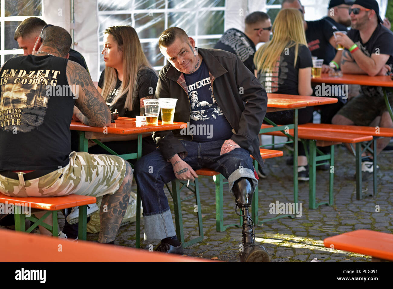 Neonazis Marschieren Demo Stockfotos Und bilder Kaufen Alamy
