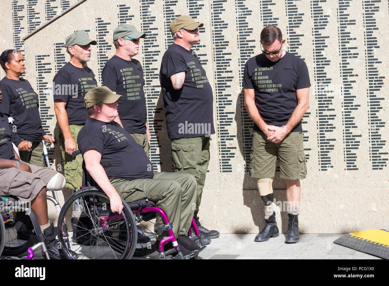 Stockton Internationale Riverside Festival, Stockton on Tees, England. Vereinigtes Königreich. 2. August 2018. Die Proben für "Dies ist nicht für Sie", eine Hommage an den Britischen verletzte Kriegsveteranen, Frauen und Männer. Das Stück wird durch Blesma durchgeführt, (Die Limbless Veteranen), professionellen Künstlern und Chören. Das Stück wird durchgeführt, 3 Mal das Festival findet vom 2. - 5. August Credit: ALAN DAWSON/Alamy leben Nachrichten Stockfoto