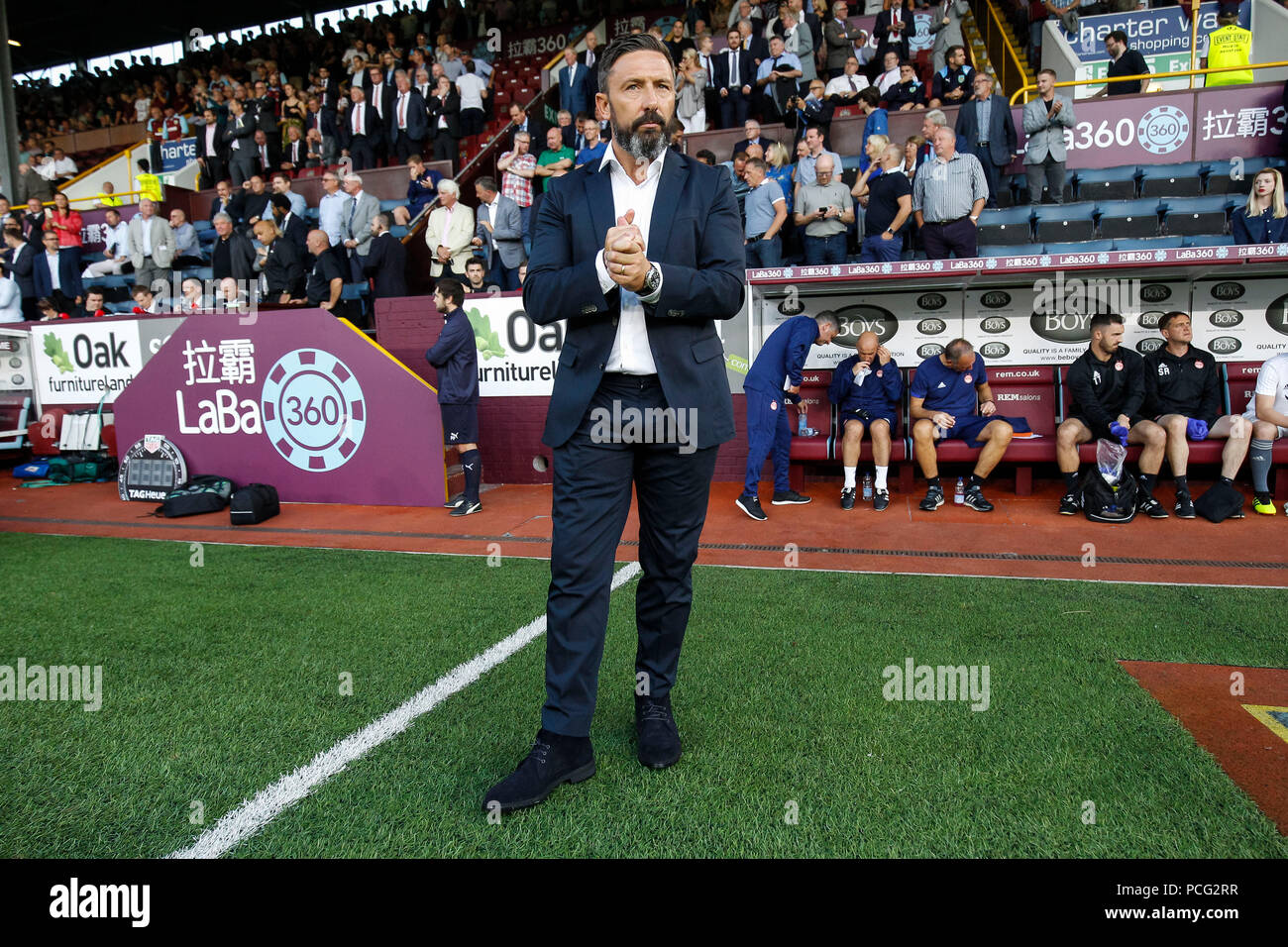 Burnley, Großbritannien. 2. August 2018. Aberdeen Manager Derek McInnes vor dem UEFA Europa League zweite Qualifikationsrunde zweite Bein Übereinstimmung zwischen Burnley und Aberdeen im Turf Moor am 2. August 2018 in Burnley, England. Credit: PHC Images/Alamy leben Nachrichten Stockfoto