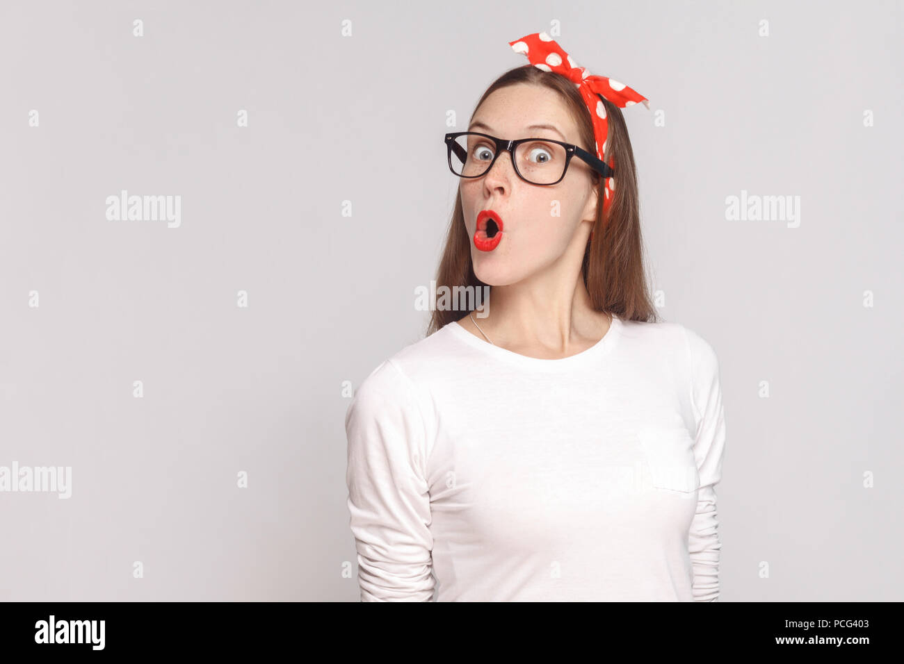 Schöne Sommersprossen Und Unglaubliche Frau Schöne Sommersprossen Und Unglaubliche Frau