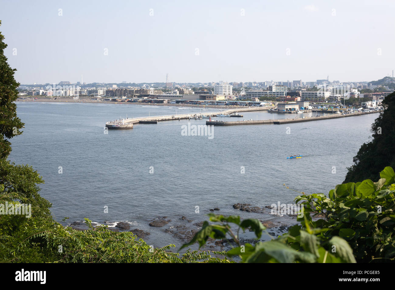 Sommer Landschaft von enoshima Hafen in Kanagawa, Japan Stockfoto