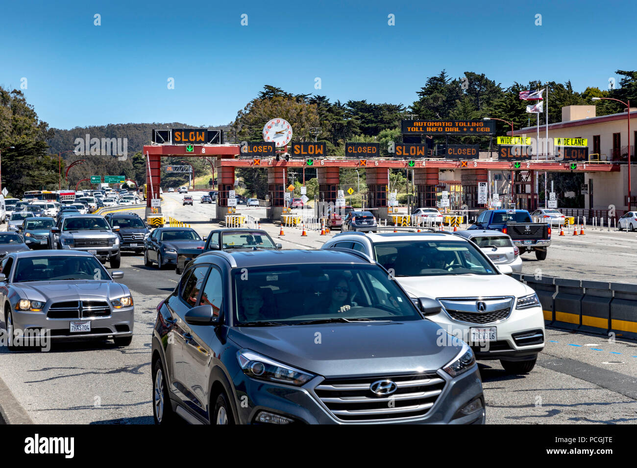 Mautstelle, Golden Gate Bridge, San Francisco, Kalifornien, Vereinigte Staaten von Amerika, Samstag, Juni 02, 2018. Stockfoto