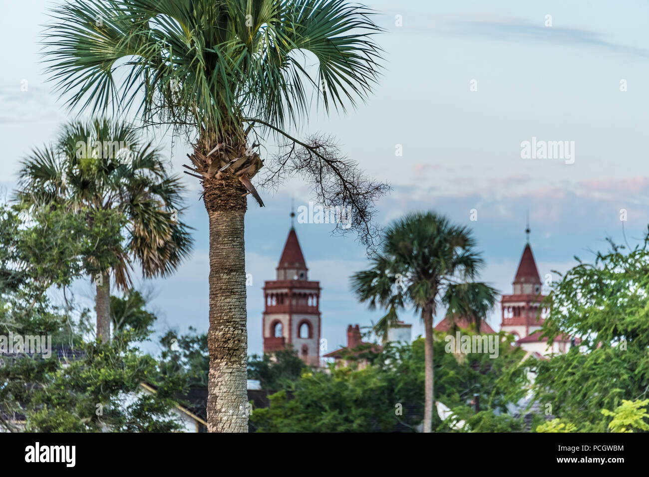 Blick auf St. Augustine, Florida's Flagler College von Castillo de San Marcos National Monument. (USA) Stockfoto