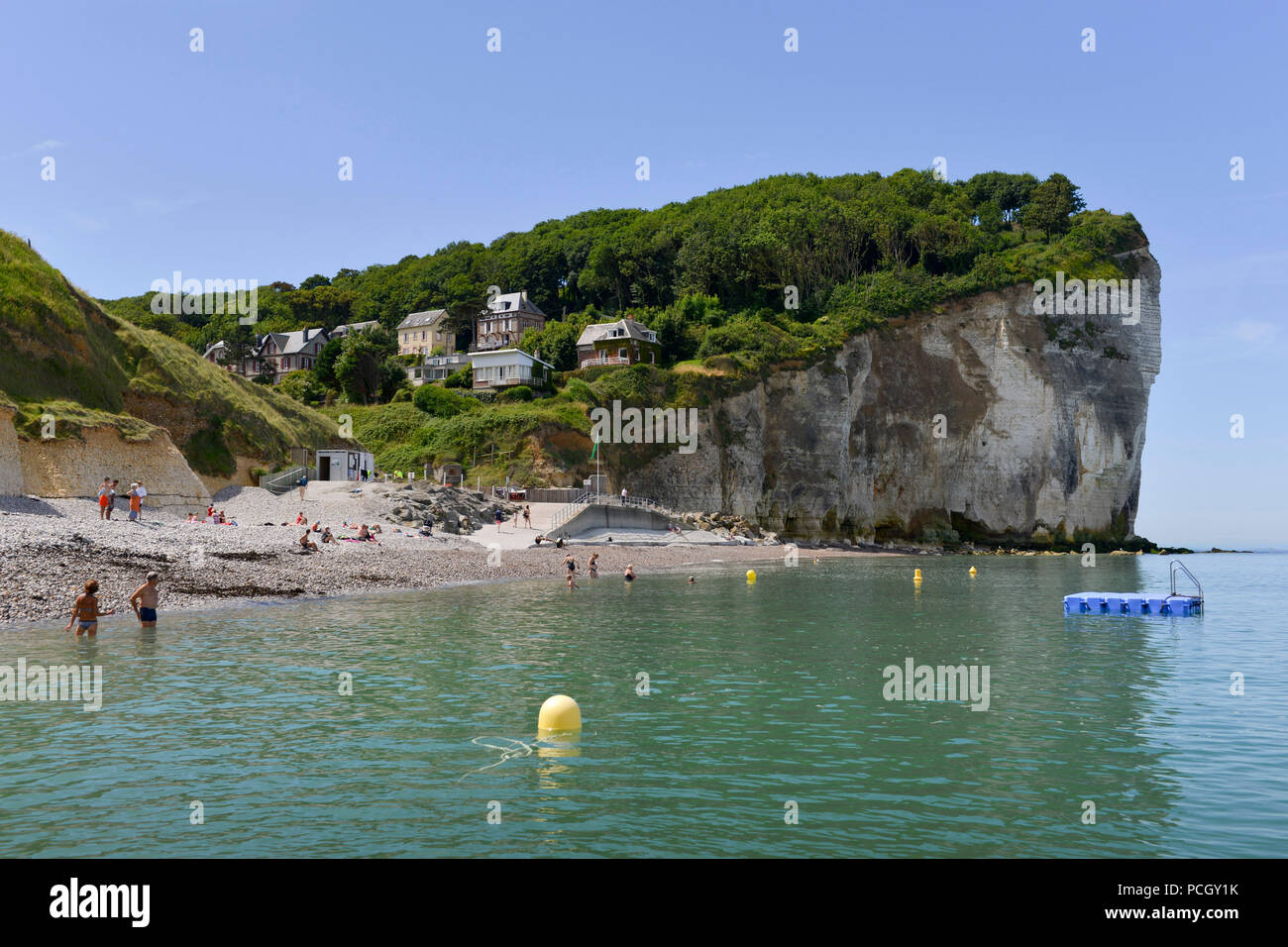 SaintPierreenPort (Normandie, Frankreich). Cote d'Albatre (Alabaster