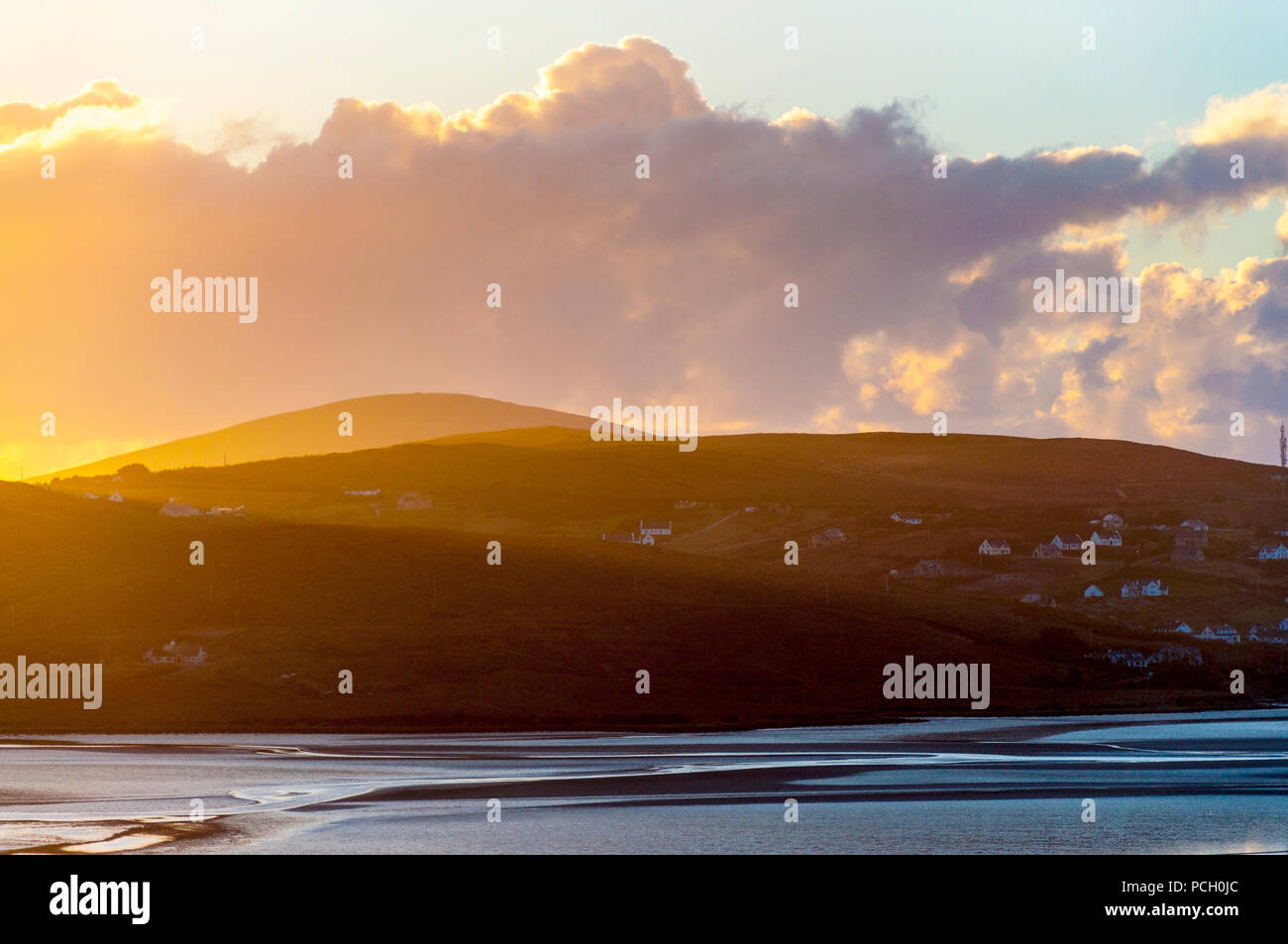 Sonnenuntergang, Machaire Rabhartaigh, Magheraroarty, County Donegal, Irland. Stockfoto