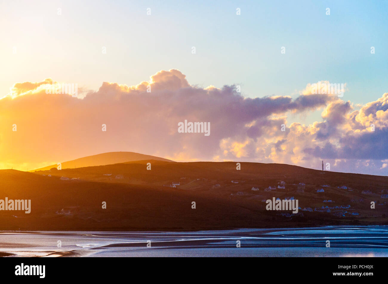 Sonnenuntergang, Machaire Rabhartaigh, Magheraroarty, County Donegal, Irland. Stockfoto