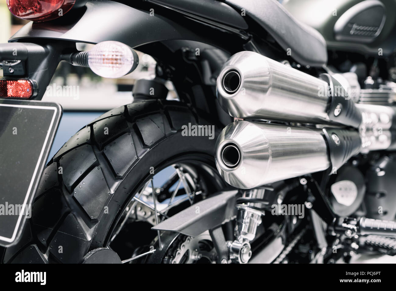 Motorrad auspuff -Fotos und -Bildmaterial in hoher Auflösung – Alamy