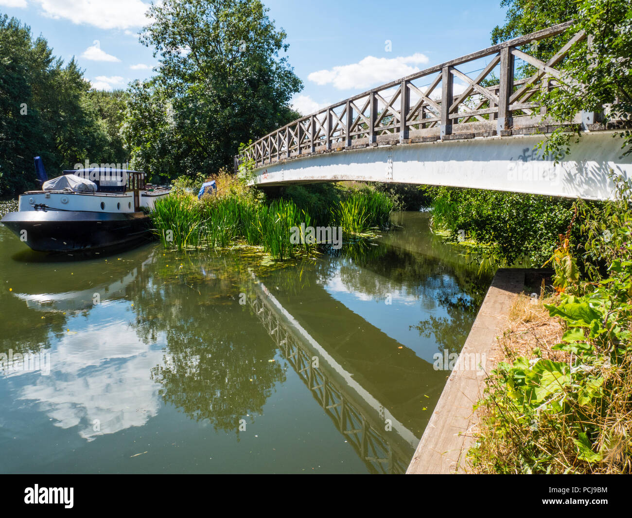 Fußgängerbrücke, Thames Path, Themse, Dorchester-on-Thames, Oxfordshire, England, UK, GB. Stockfoto