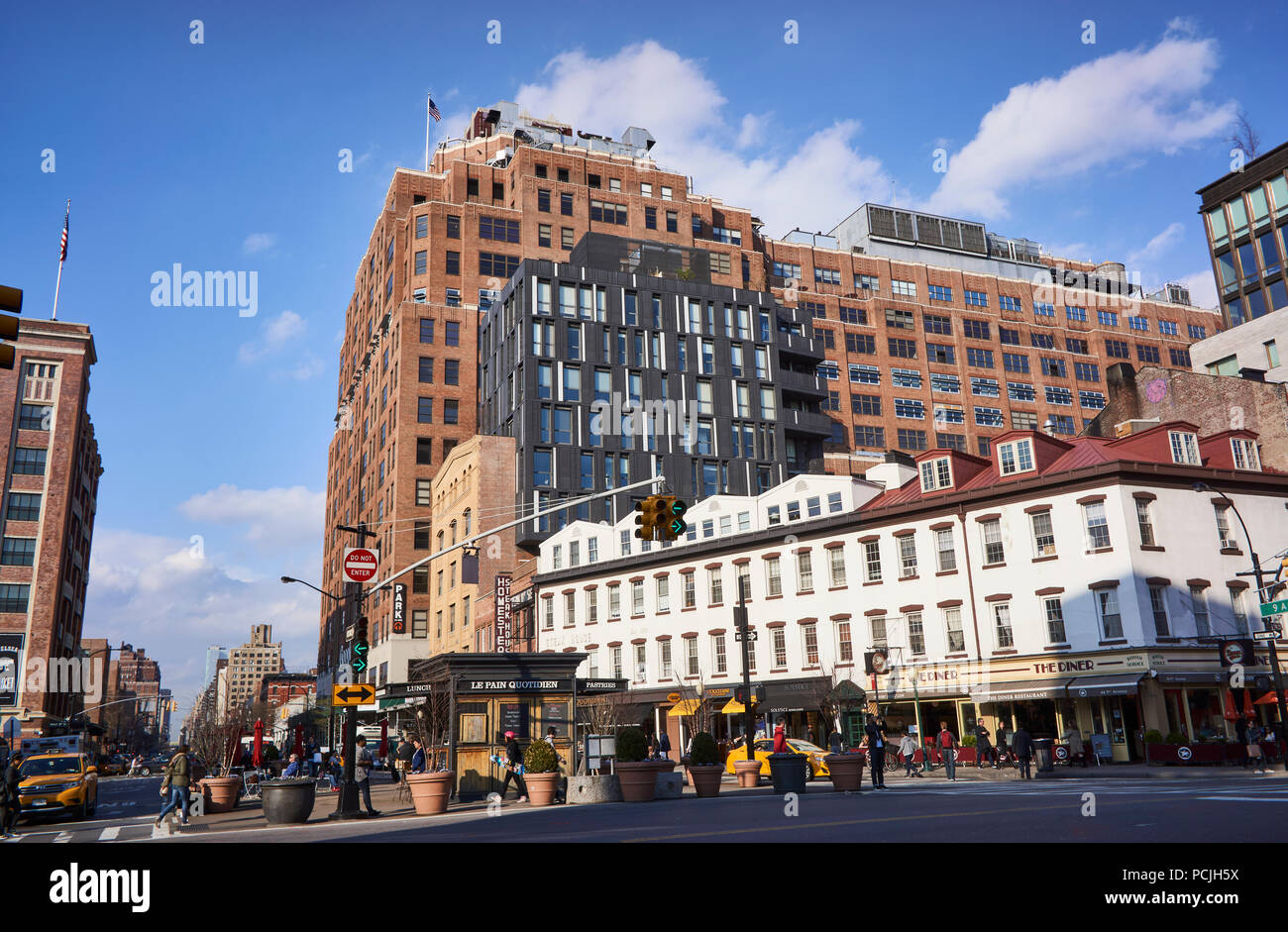Schnittpunkt der 14. Straße, 9. Avenue und der Hudson Street im Meatpacking District in NEW YORK. Stockfoto