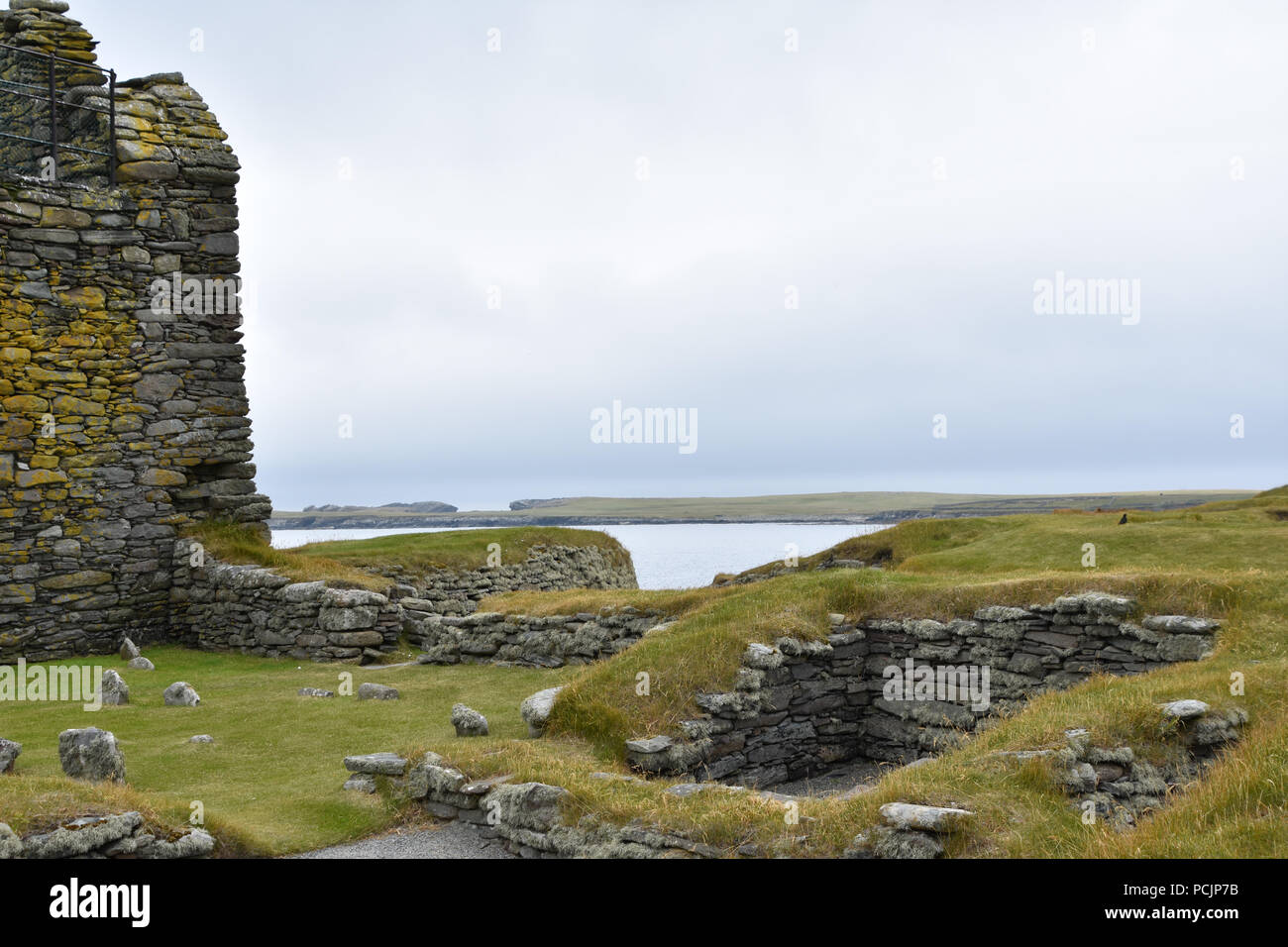 Jarlshof, südlichen Shetlandinseln, Schottland, Großbritannien. Website der Steinzeit und nordischen Ruinen. Stockfoto