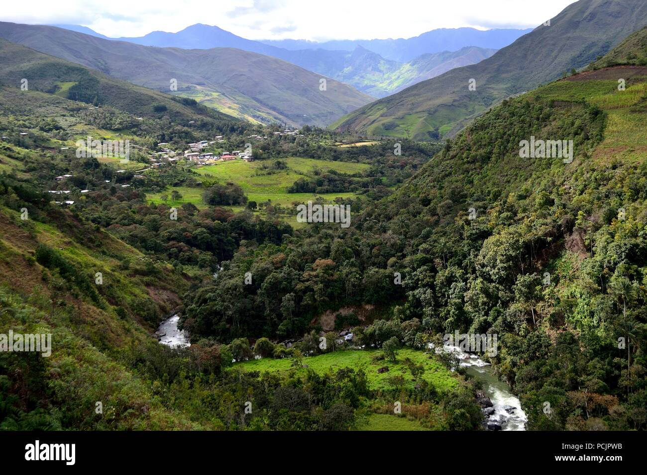 El Carmen DE LA FRONTERA - Ecuador border-Huancabamba. Abteilung von Piura. PERU Stockfoto