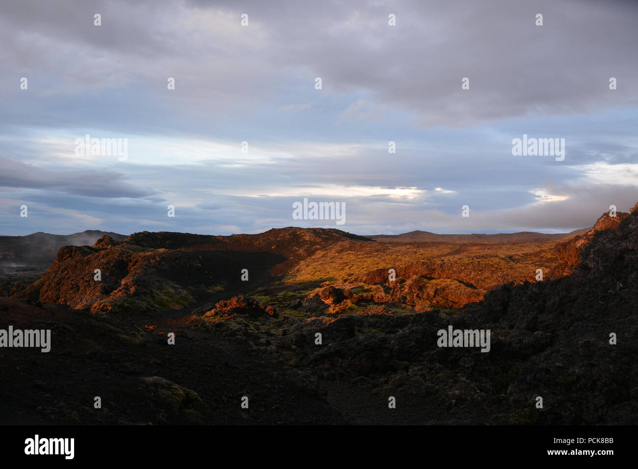 Sonnenuntergang an der Krafla Lavafelder in Island Stockfoto