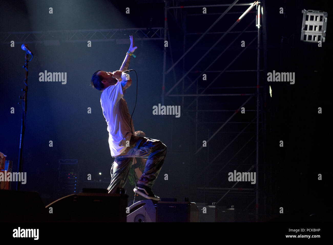 BONTIDA, Rumänien - 22 JULI 2018: Kanadische Hardcore Punk Band aus Toronto, Krebs Fledermäuse rockigen Live at Electric Castle Festival Stockfoto BONTIDA, Rumänien - 22 JULI 2018: Kanadische Hardcore Punk Band aus Toronto, Krebs Fledermäuse rockigen Live at Electric Castle Festival Stockfoto