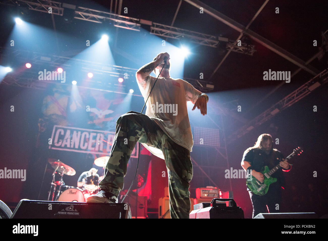 BONTIDA, Rumänien - 22 JULI 2018: Kanadische Hardcore Punk Band aus Toronto, Krebs Fledermäuse rockigen Live at Electric Castle Festival Stockfoto BONTIDA, Rumänien - 22 JULI 2018: Kanadische Hardcore Punk Band aus Toronto, Krebs Fledermäuse rockigen Live at Electric Castle Festival Stockfoto