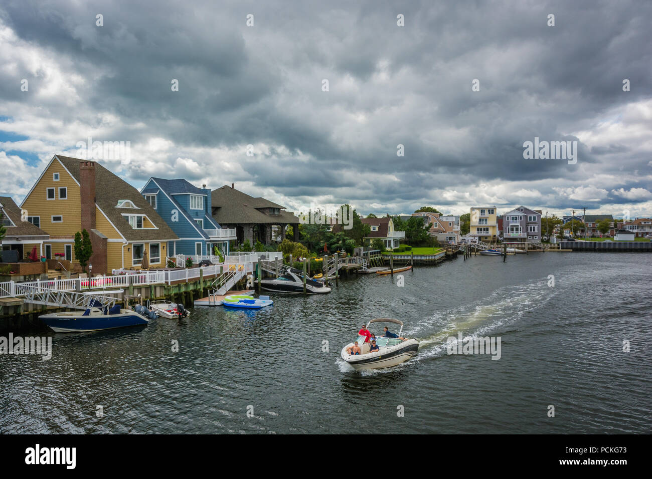 Der Intracoastal Waterway in Ventnor City, New Jersey. Stockfoto