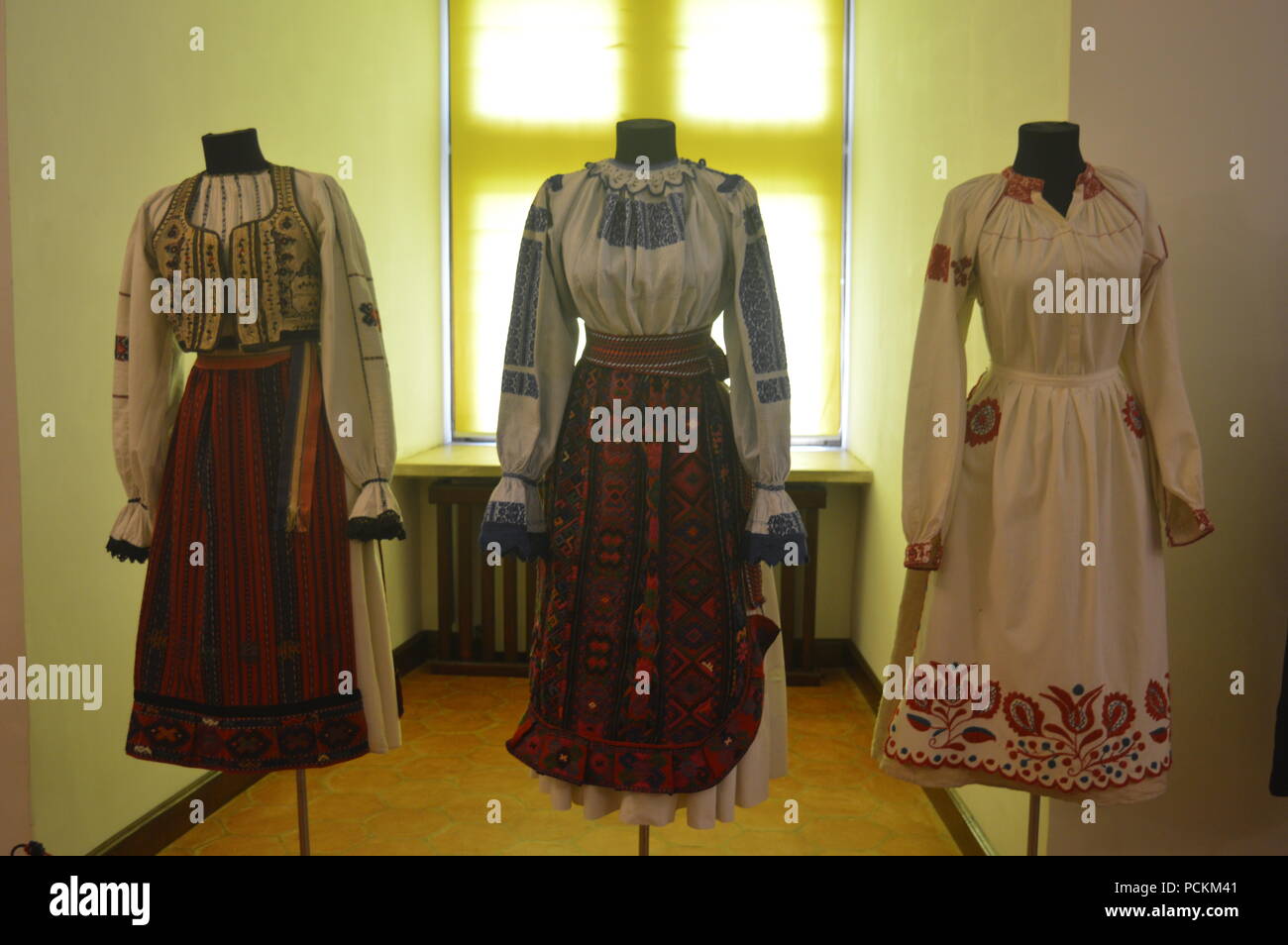 Rumänische traditionelle Kleidung Stockfoto