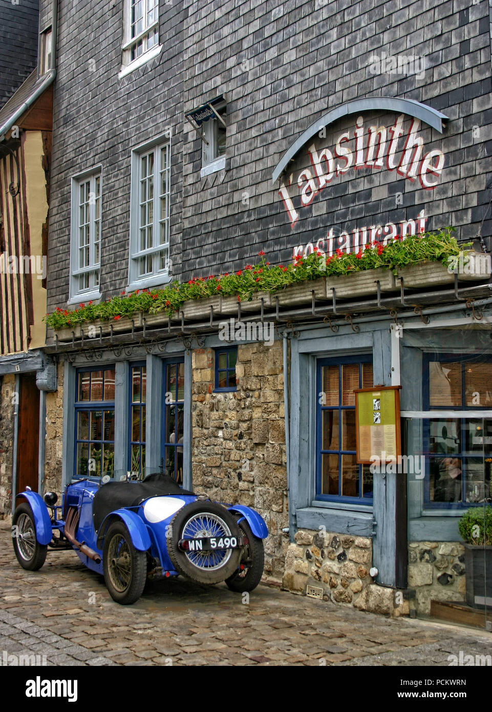 Honfleur, Frankreich, Französisch, Europa, Normandie, Restaurant, Essen, Romantik, Sommer, Urlaub, Auto, Vintage Stockfoto