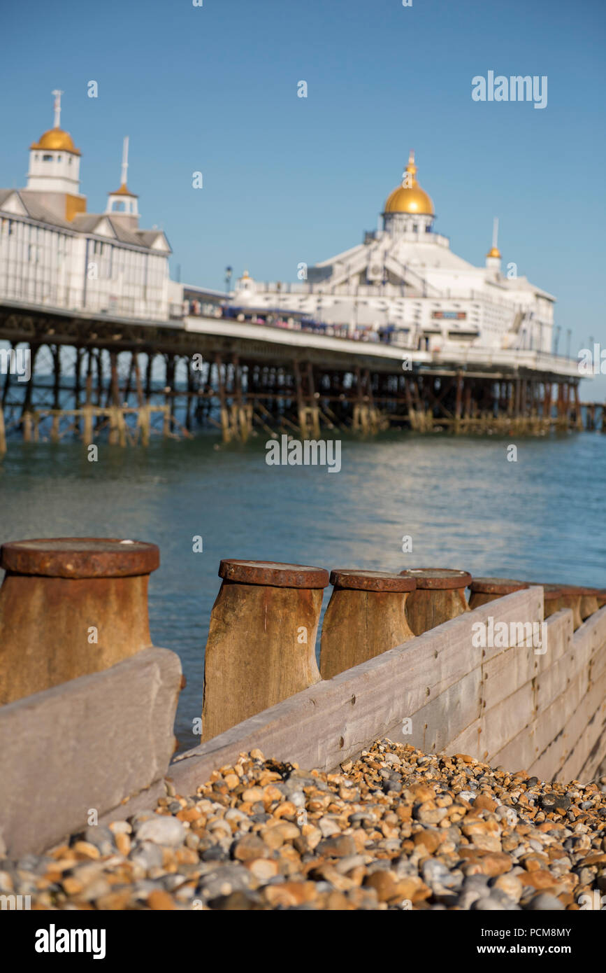 Eastbourne Pier, an der Südküste Englands in der Grafschaft East Sussex Stockfoto