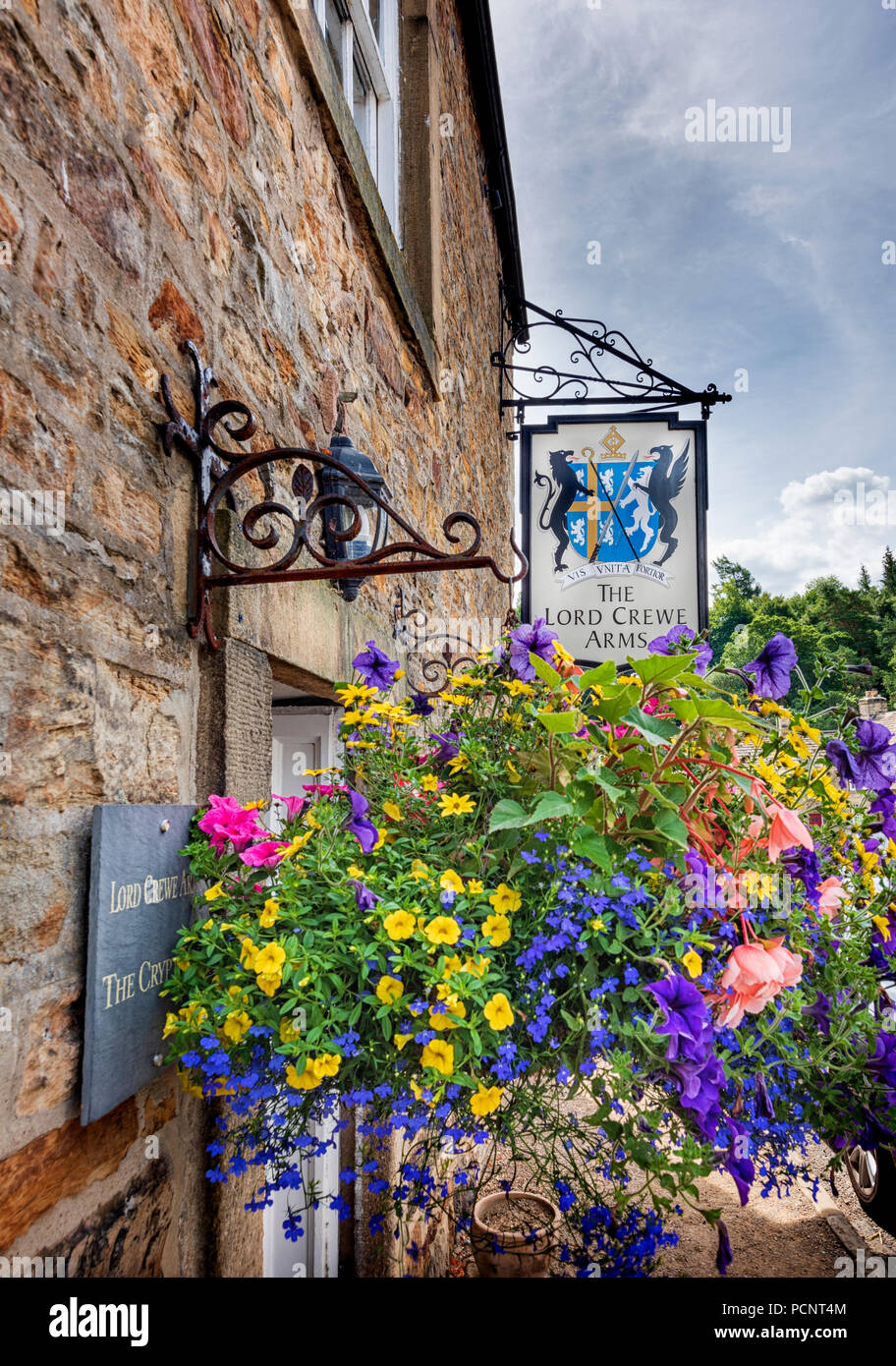 Lord Crewe Arms Pub und Hotel im Blanchland eine malerische und historische Dorf in Northumberland in North East England Stockfoto
