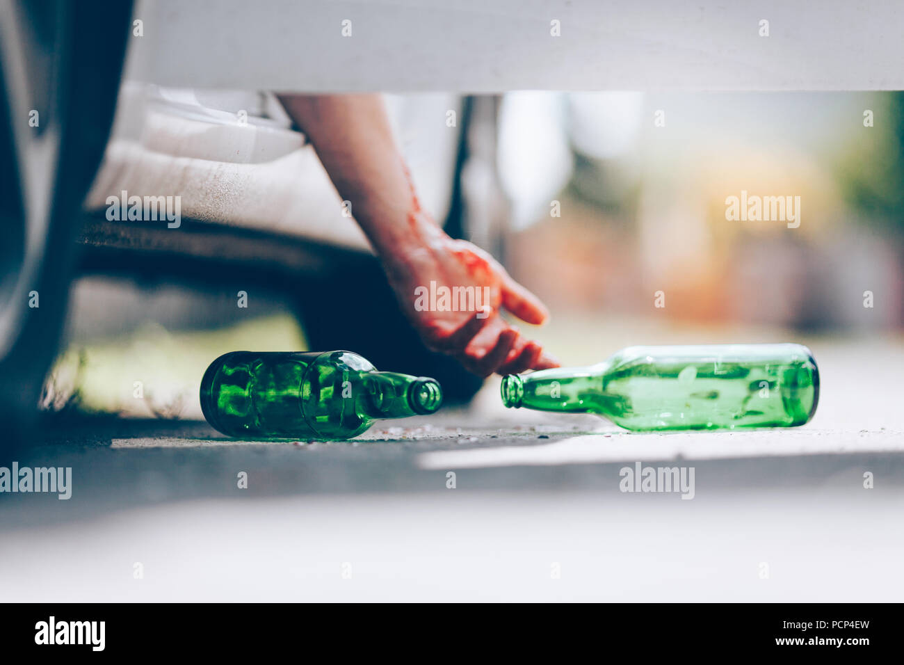 Nach einem über dem Limit betrunkener Fahrer in einem Autounfall Stockfoto