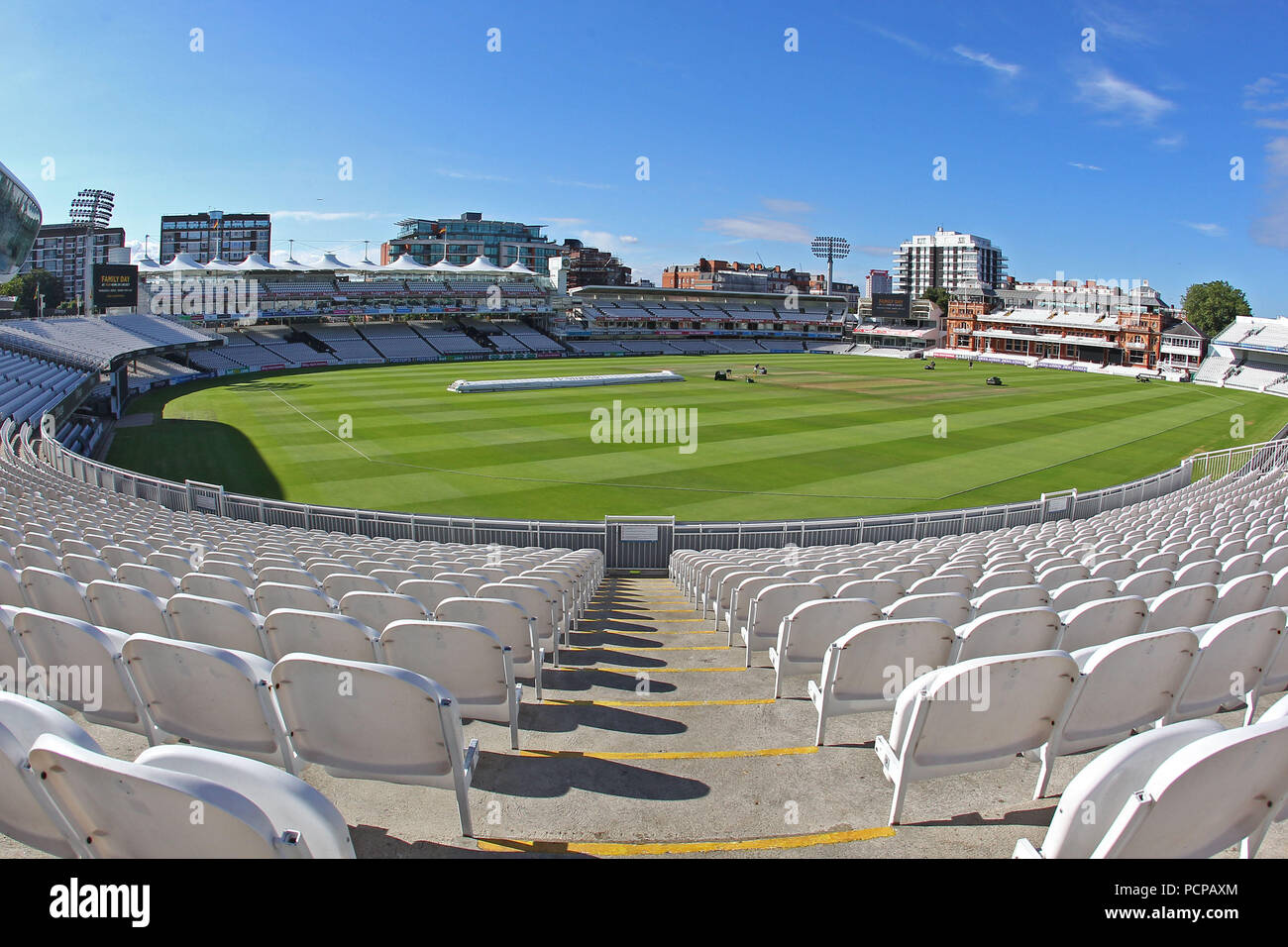 Allgemeine Ansicht der Boden vor der Middlesex vs Essex Adler, Royal London eintägiger Cup Cricket auf dem Lord's Cricket Ground am 31. Juli 2016 Stockfoto