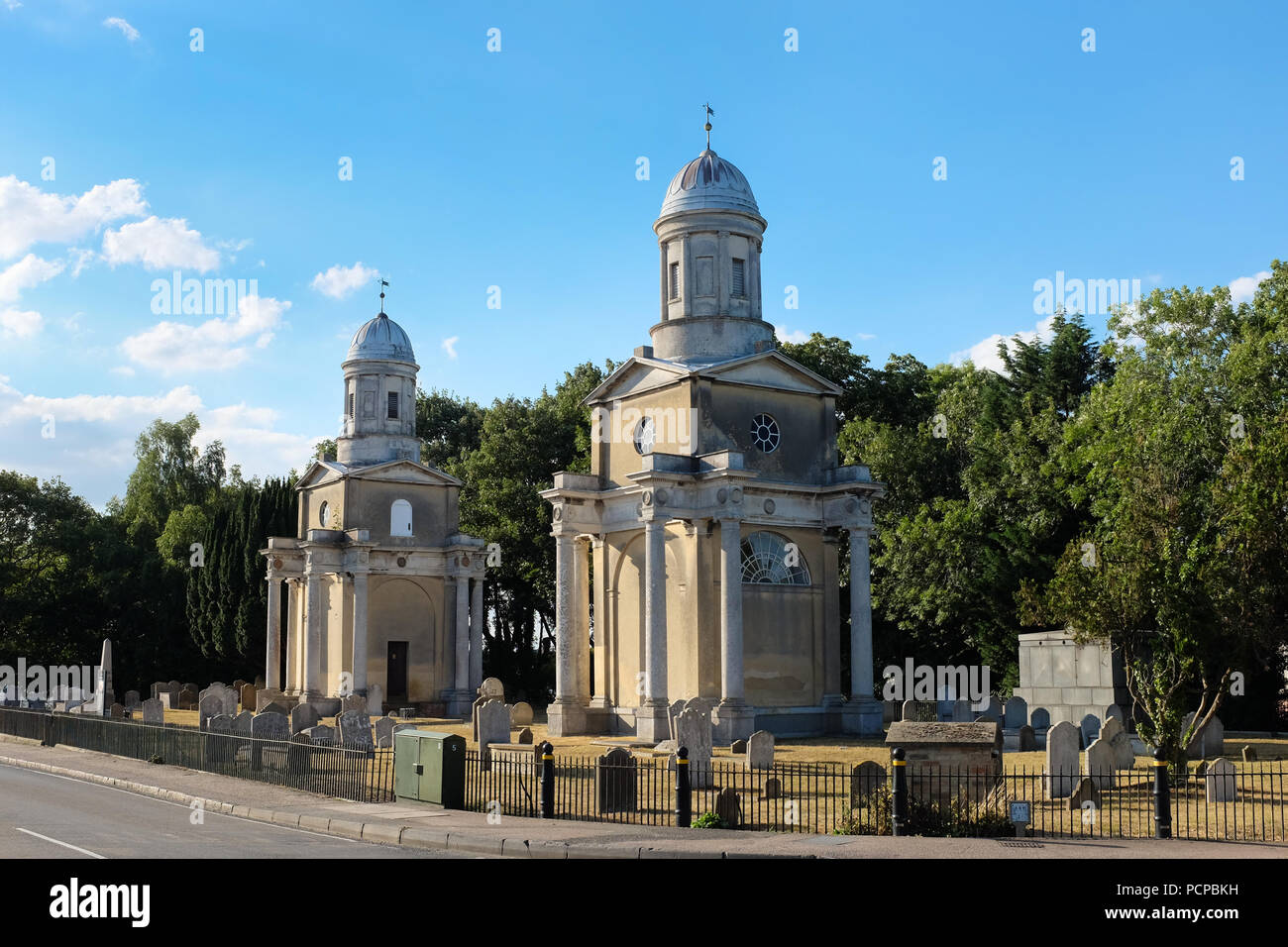 Mistley Towers, einst Teil des inzwischen abgerissenen Kirche St. Maria, der Jungfrau, ist in Mistley, Essex, England. Stockfoto