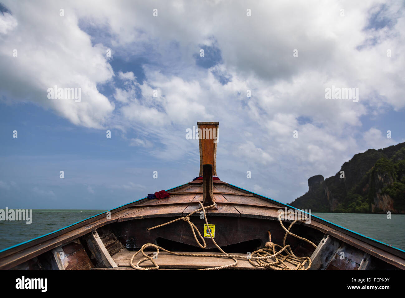 Longtail Boot überschrift für Railay Beach in Krabi, Thailand Südostasien Stockfoto