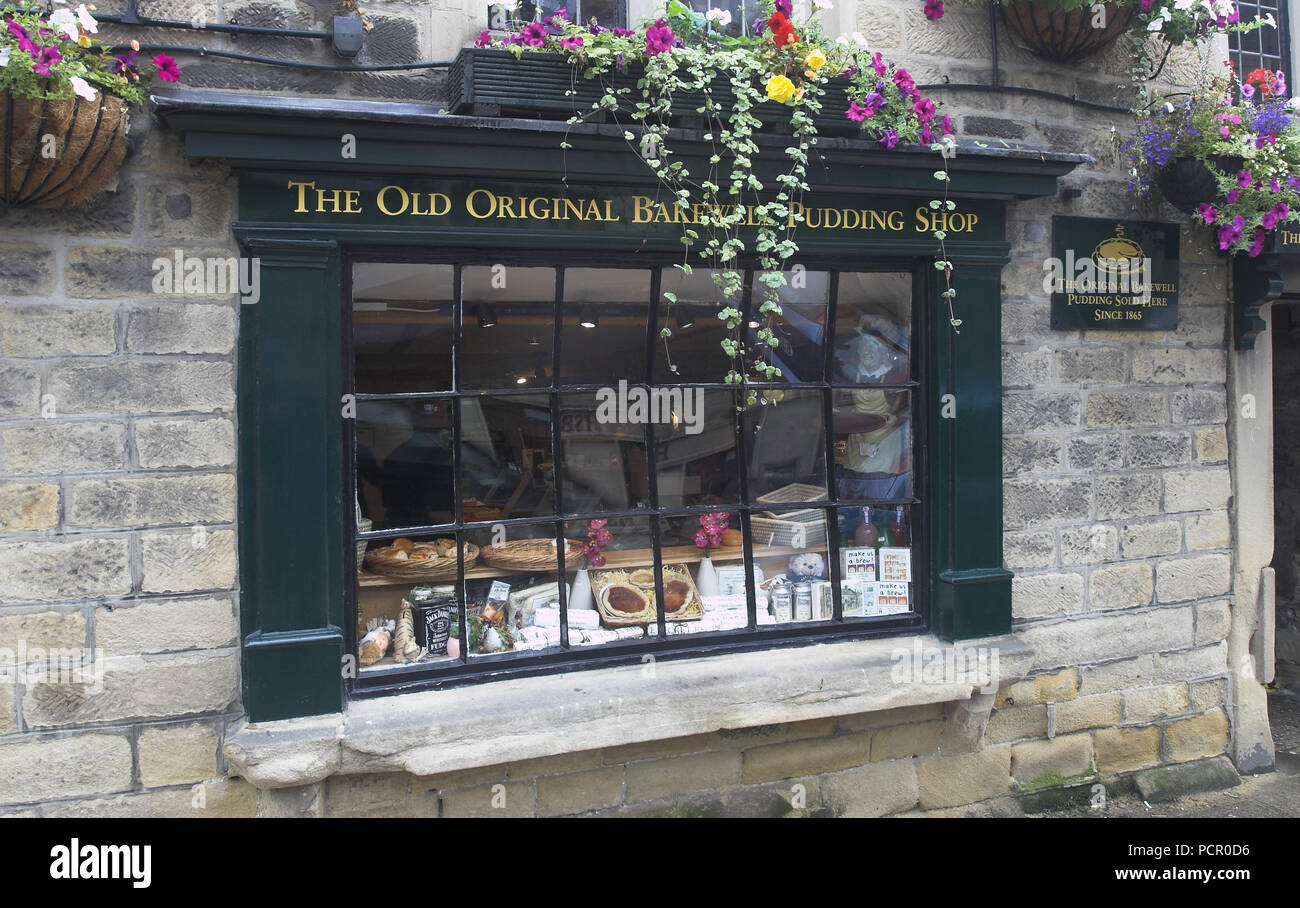 Alte Bakewell Tart Shop vorne Stockfoto