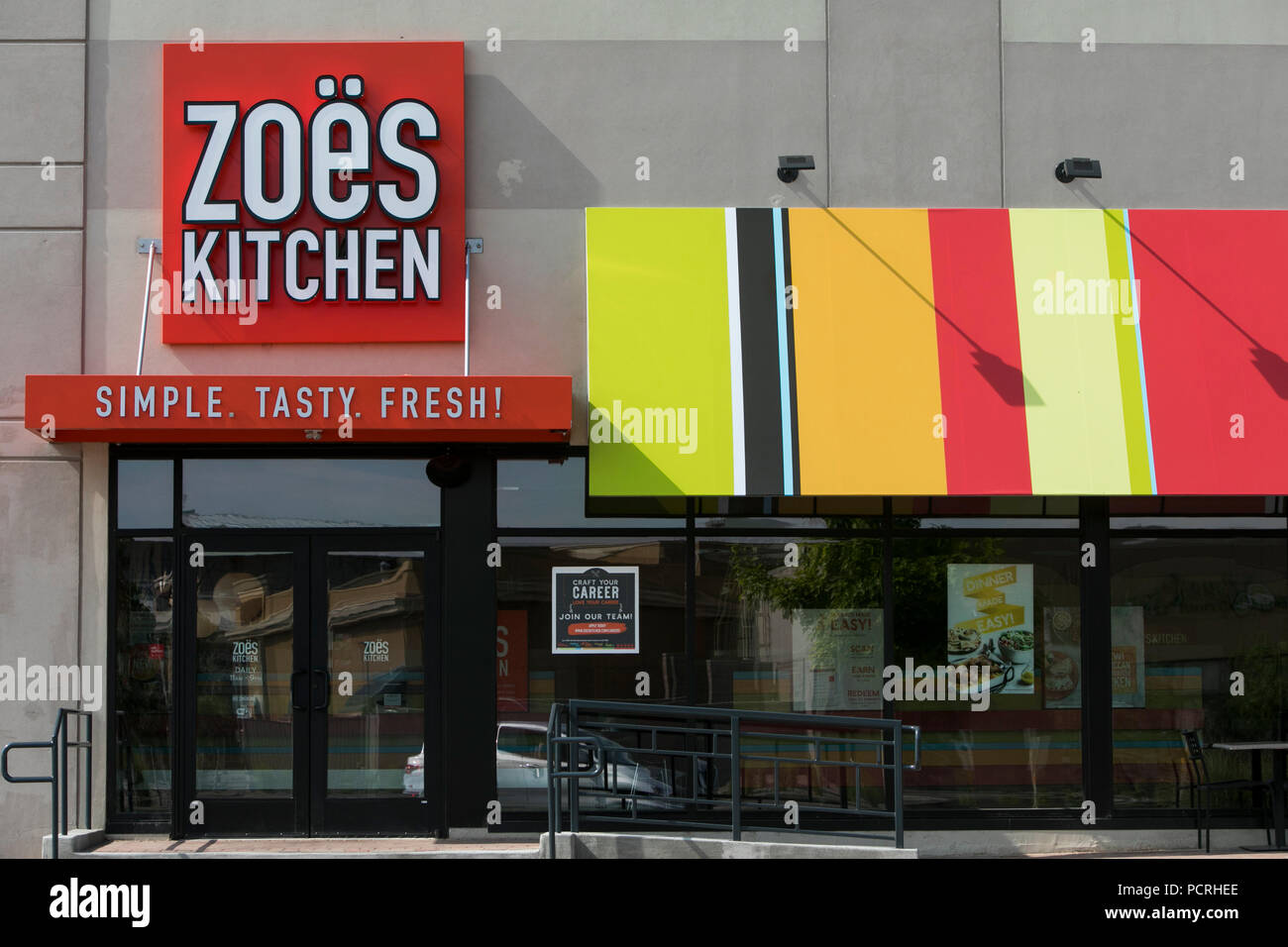 Ein logo Zeichen außerhalb eines Zoës Küche schnell im zwanglosen Restaurant in Broomfield, Colorado, am 23. Juli 2018. Stockfoto