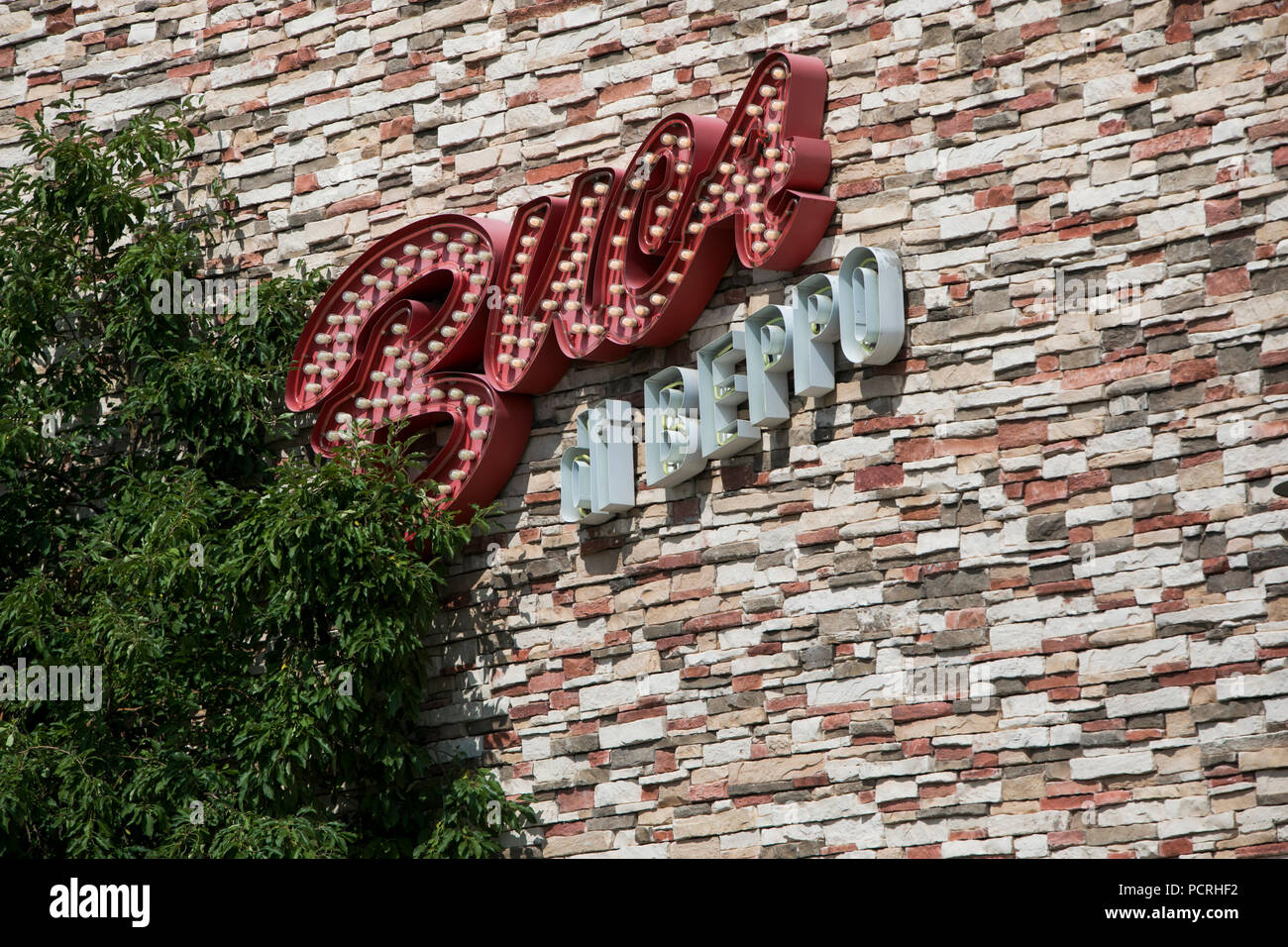 Ein logo Zeichen außerhalb eines Buca di Beppo Restaurant Lage in Broomfield, Colorado, am 23. Juli 2018. Stockfoto