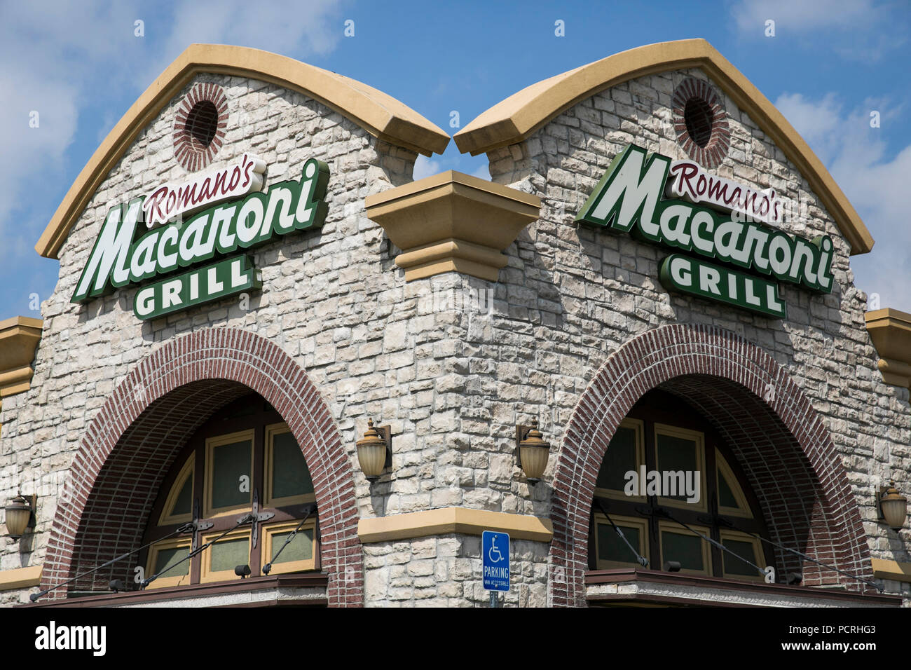 Ein logo Zeichen außerhalb des Romano Macaroni Grill Restaurant Lage in Westminster, Colorado, am 23. Juli 2018. Stockfoto