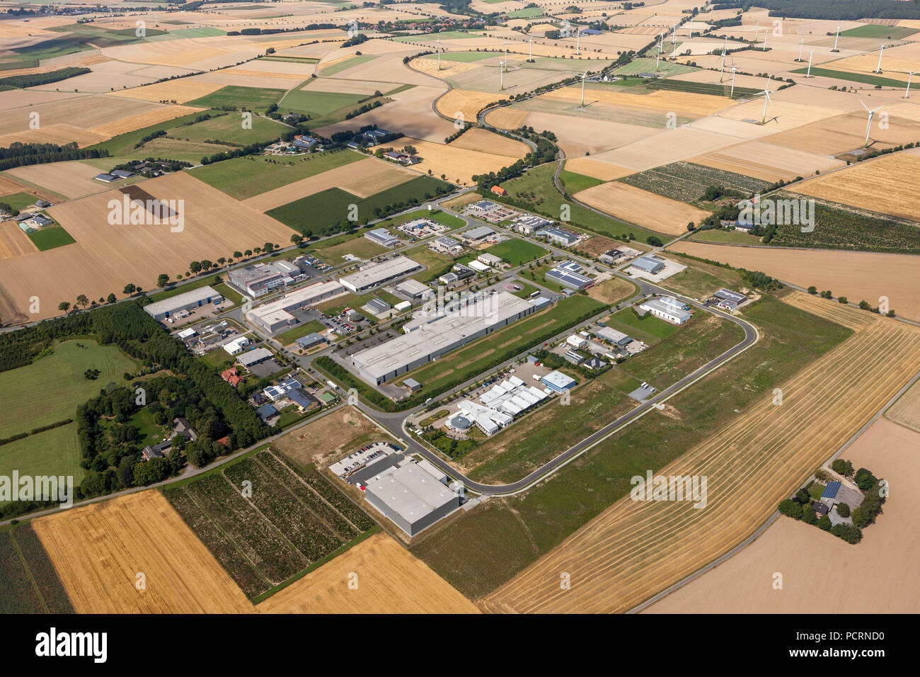 Luftbild, Industriepark Belecke-Nord mit Firma Harres, Belecke, Ruethen, Sauerland, Warstein, Nordrhein-Westfalen, Deutschland, Europa Stockfoto
