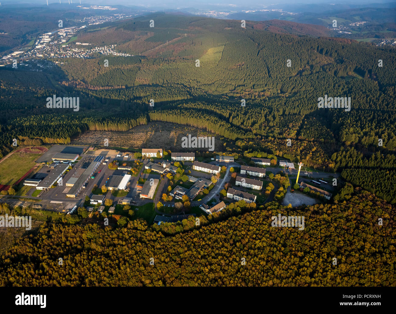 Flüchtlingslager in der ehemaligen Kaserne in Burbach, Siegerland Misshandlung von Asylbewerbern durch die Wachdienste, European Homecare, Burbach, Sauerland, Nordrhein-Westfalen, Deutschland Stockfoto