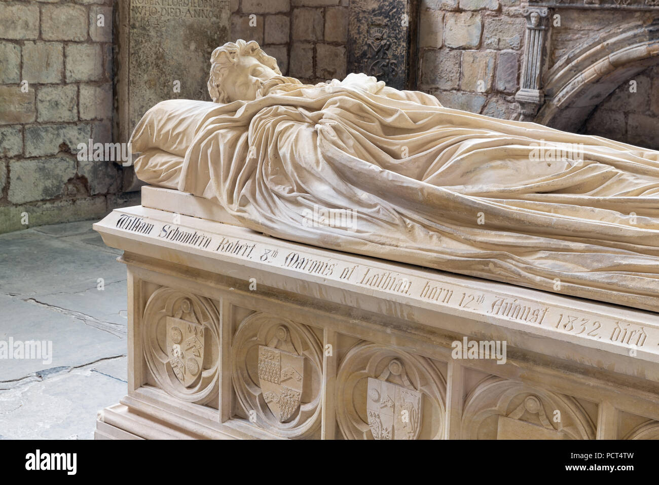 Grab Grafen von Lothian in Jedburgh Abbey in Scottish Borders Stockfoto