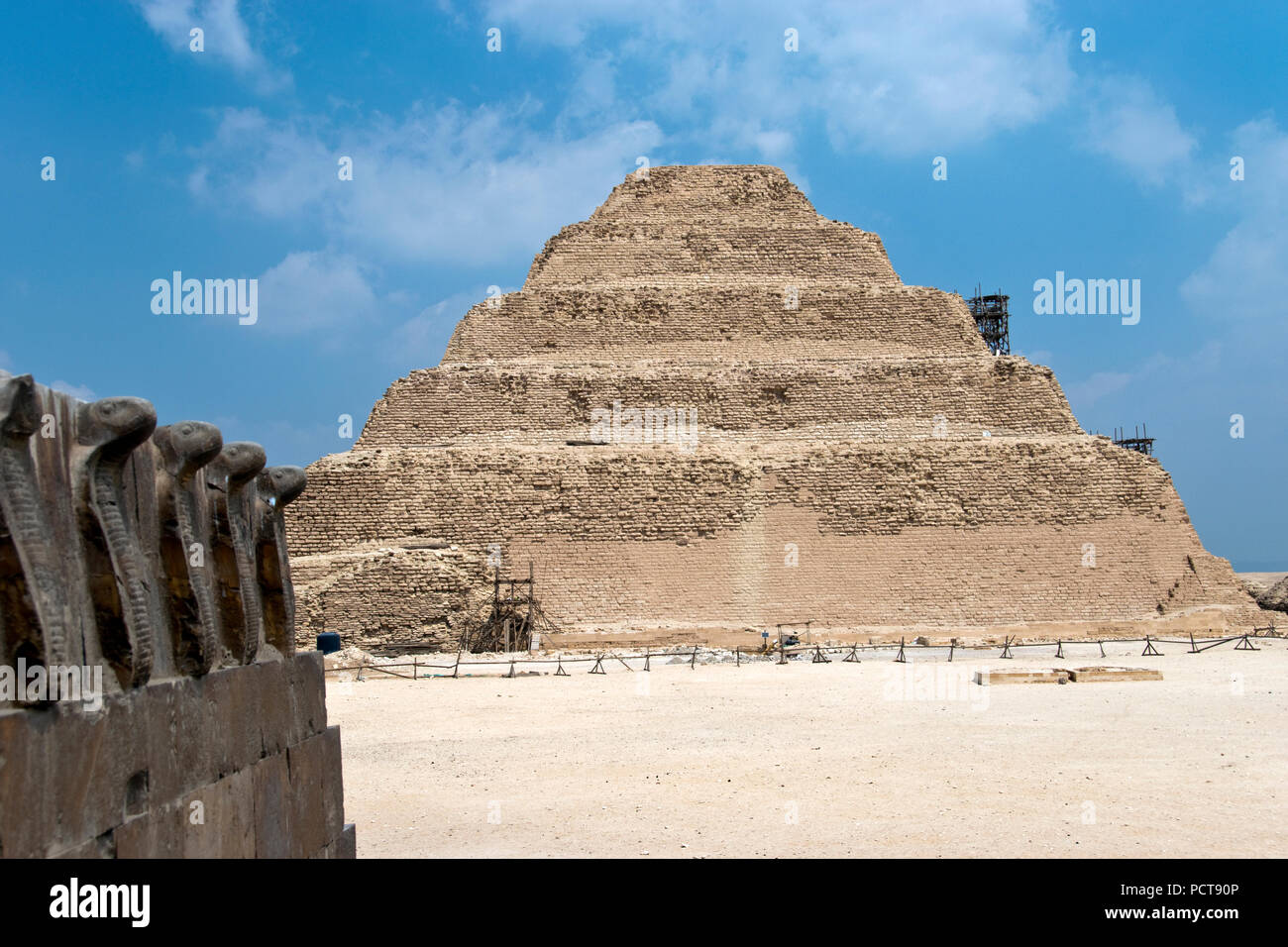 Die Pyramide Des Djoser Eine Stufenpyramide Der Ersten Pyramide